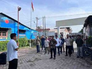 Poto: Acara berkumpul di halaman kantor Kelurahan Besar